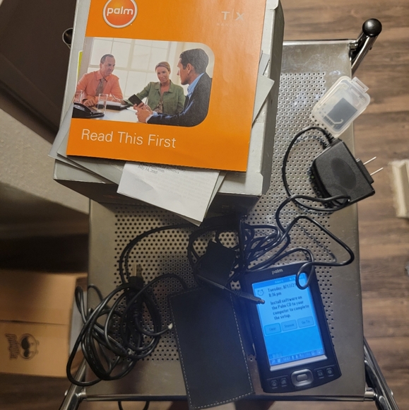 Palm handheld computer - Picture 10 of 16